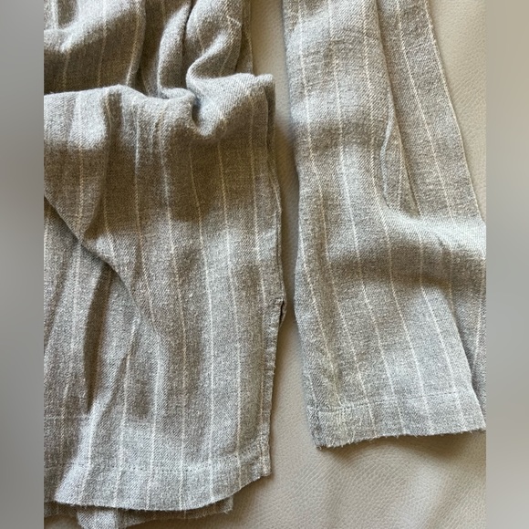 Cloth & Stone Gray Wool Striped Off-the-Shoulder Top - Picture 2 of 6